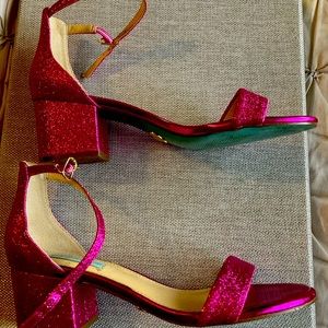 Women’s Betsey Johnson glitter pink heels